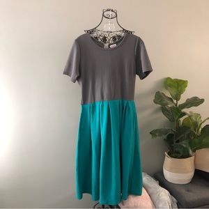 NWOT LuLaRoe Amelia- gray and teal- L